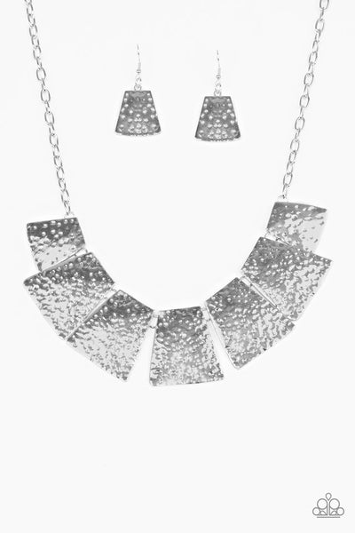 paparazzi-jewelry-here-comes-the-huntress-silver-necklace-patty-conns-bling-boutique