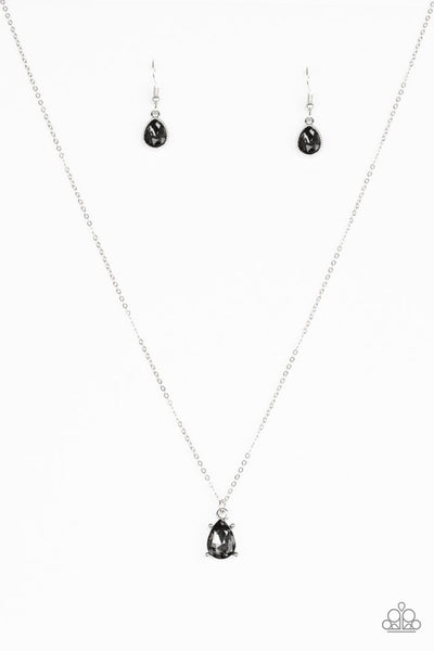 paparazzi-jewelry-classy-classicist-silver-necklace-patty-conns-bling-boutique