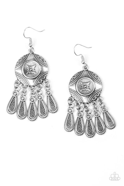 paparazzi-jewelry-whimsical-wind-chimes-silver-earrings-patty-conns-bling-boutique