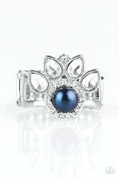 paparazzi-jewelry-crown-coronation-blue-ring-patty-conns-bling-boutique