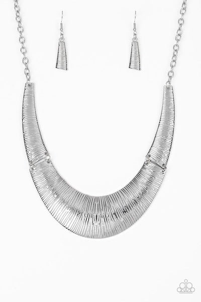 paparazzi-jewelry-feast-or-famine-silver-necklace-patty-conns-bling-boutique