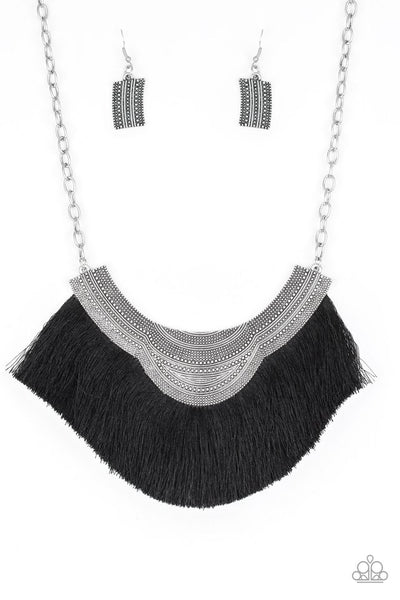 paparazzi-jewelry-my-pharaoh-lady-black-necklace-patty-conns-bling-boutique