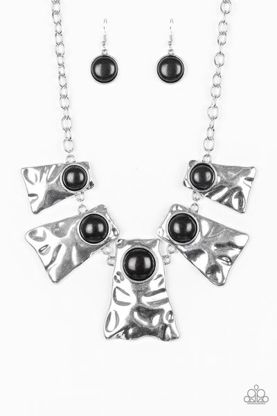 paparazzi-jewelry-cougar-black-necklace-patty-conns-bling-boutique