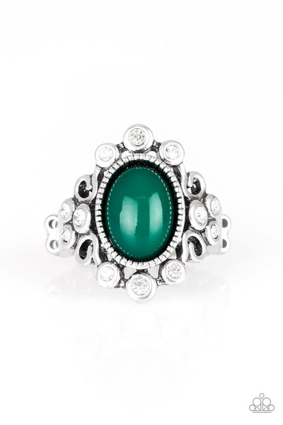 paparazzi-jewelry-noticeably-notable-green-ring-patty-conns-bling-boutique