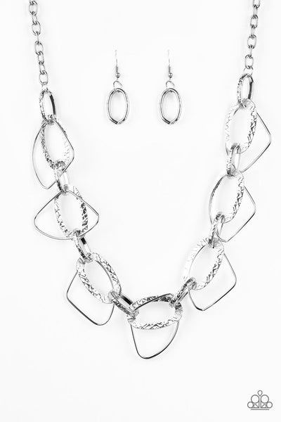 paparazzi-jewelry-very-avant-garde-silver-necklace-patty-conns-bling-boutique
