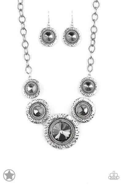 paparazzi-jewelry-global-glamour-necklace-patty-conns-bling-boutique