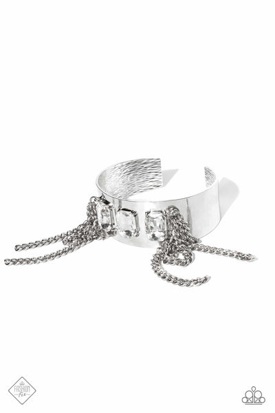 paparazzi-jewelry-chain-showers-white-bracelet-patty-conns-bling-boutique