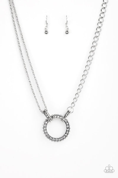 paparazzi-jewelry-razzle-dazzle-silver-necklace-patty-conns-bling-boutique